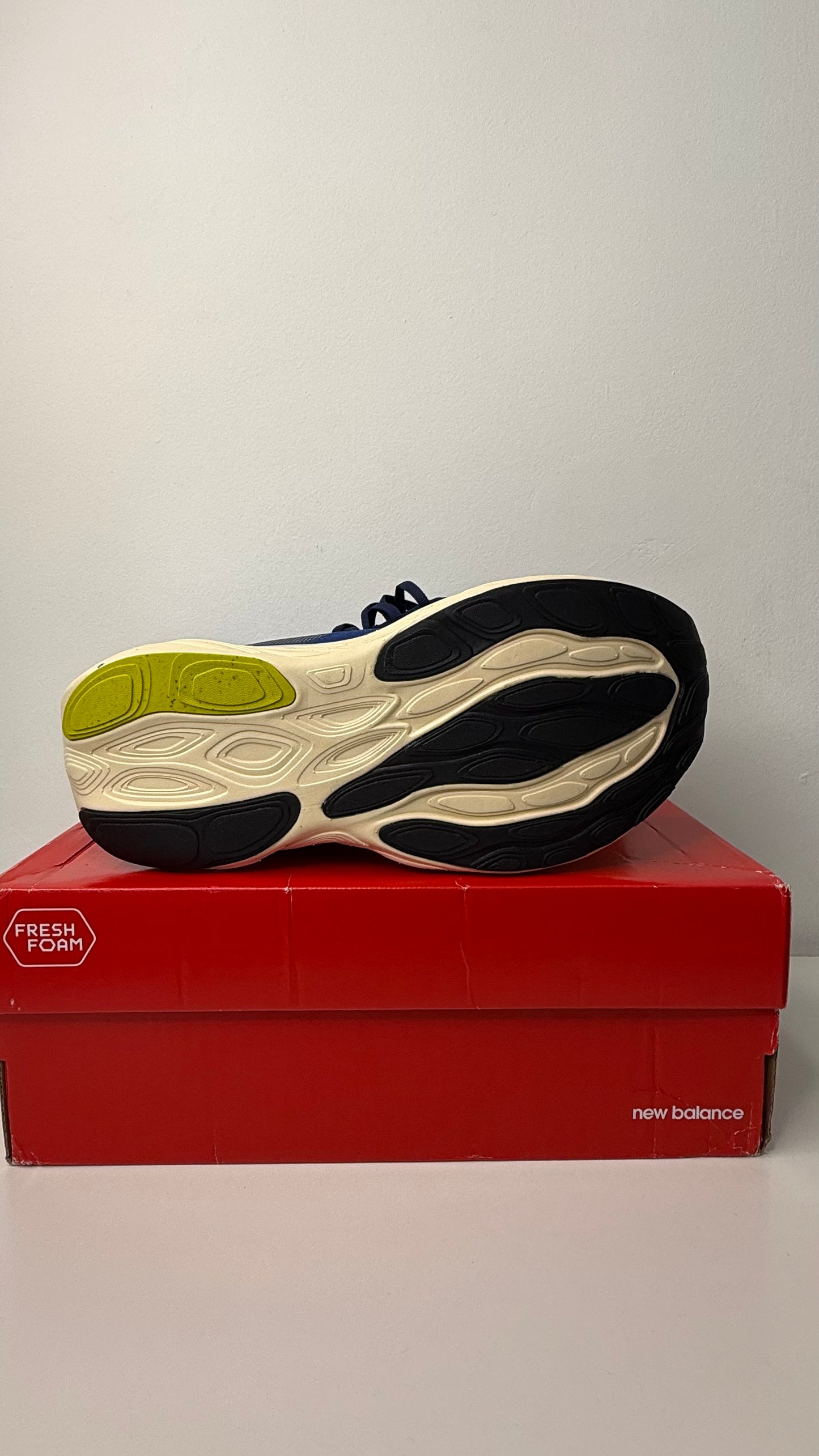 Tênis New Balance Fresh Foam X 1080 V14 - PRONTA ENTREGA