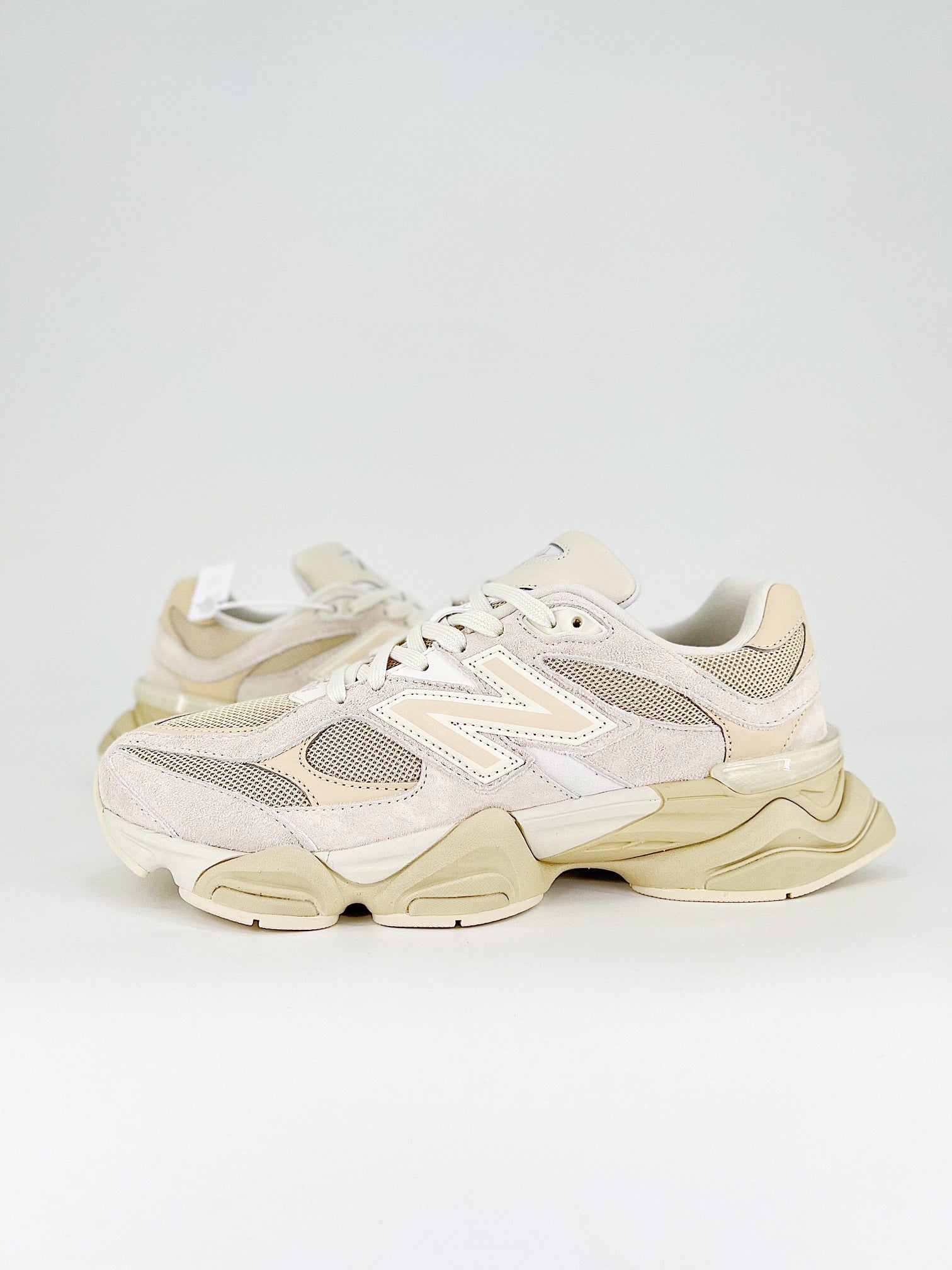 New Balance 9060 Khaki