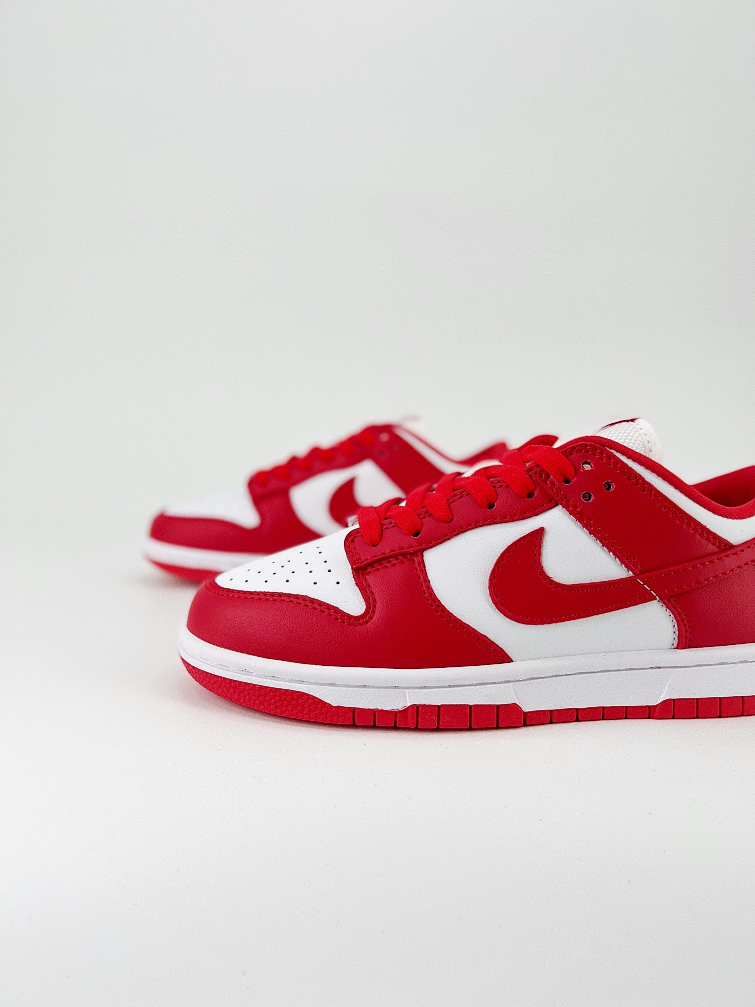 Nike Dunk Low University Red