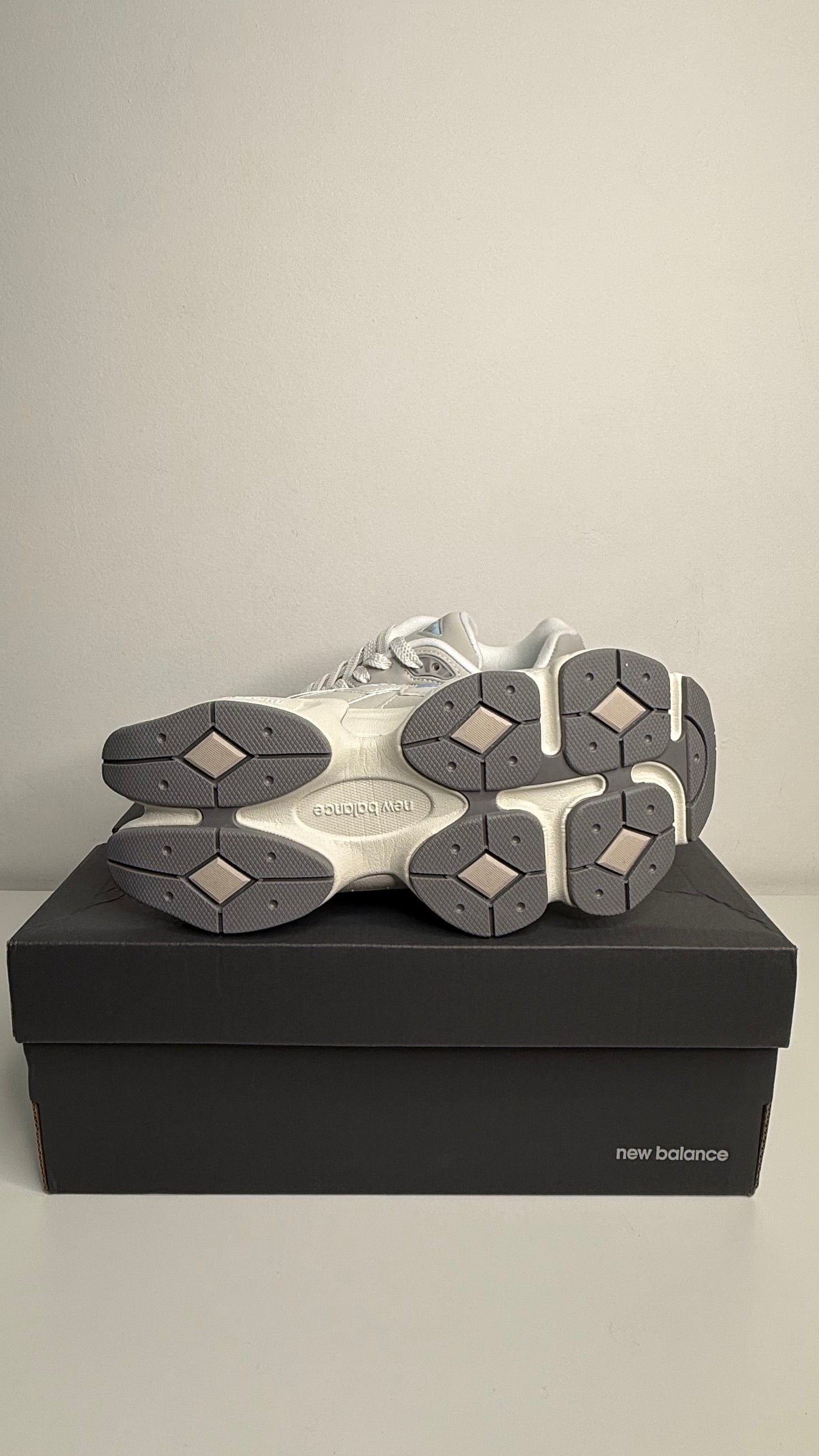 New Balance 9060 Reflection Raincloud Quarry Blue - PRONTA ENTREGA