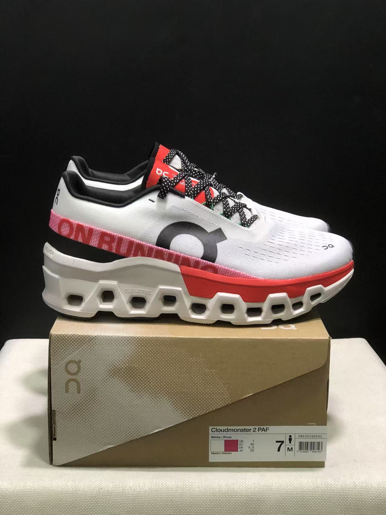 Tênis On Running Cloudmonster 2