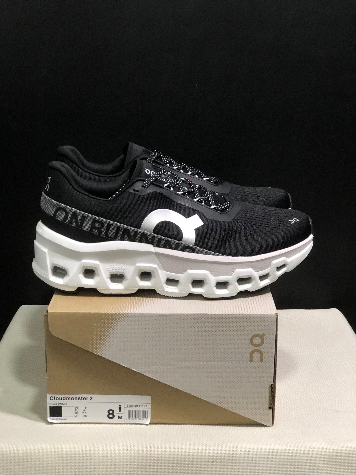 Tênis On Running Cloudmonster 2