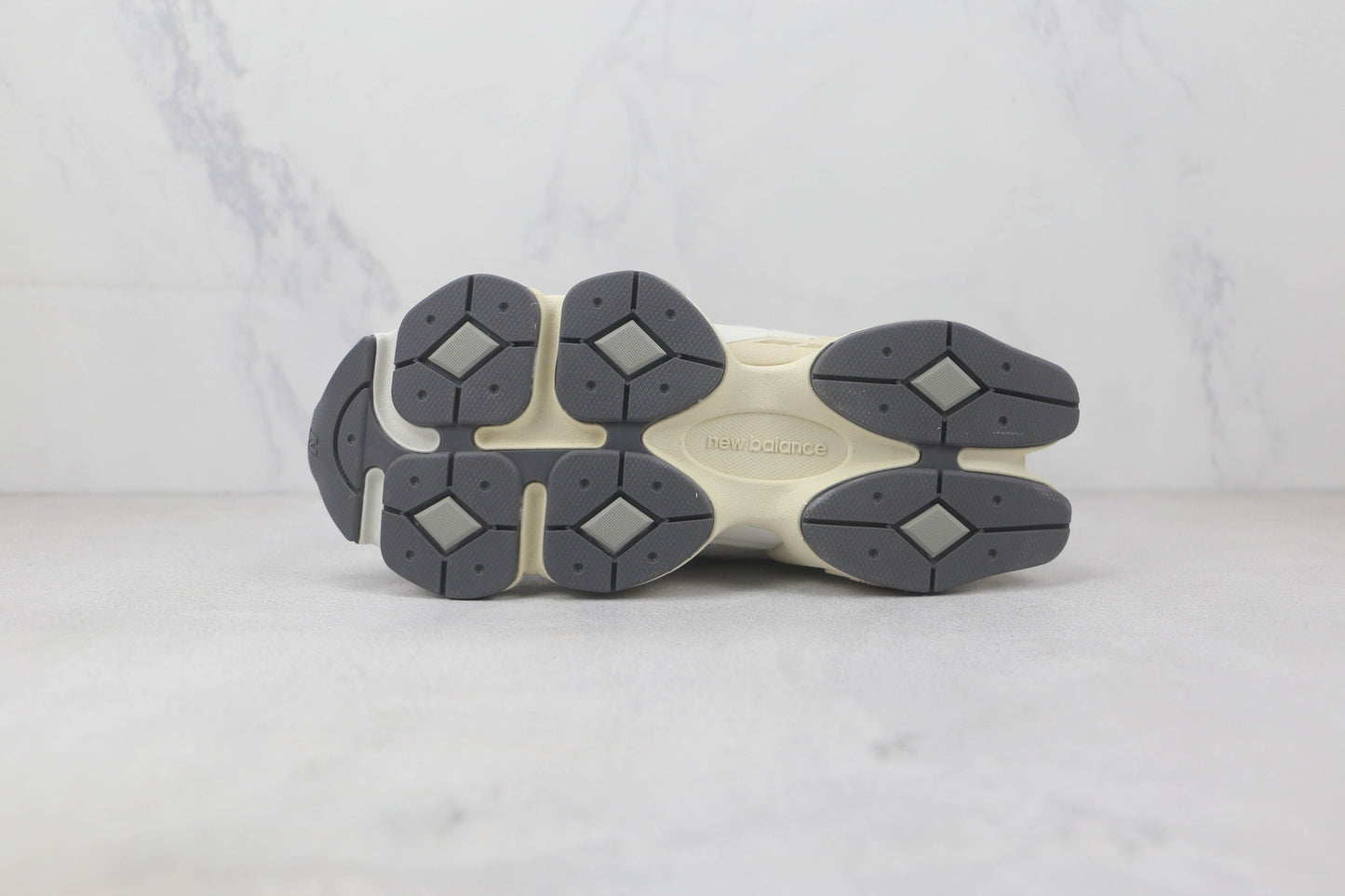 New Balance 9060 Sea Salt Concrete