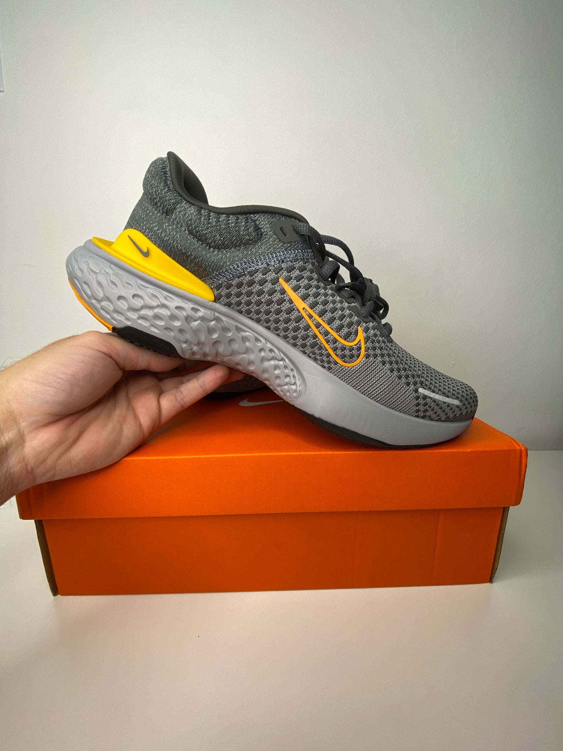 Tênis Nike ZoomX Invincible Run Flyknit 2 - PRONTA ENTREGA