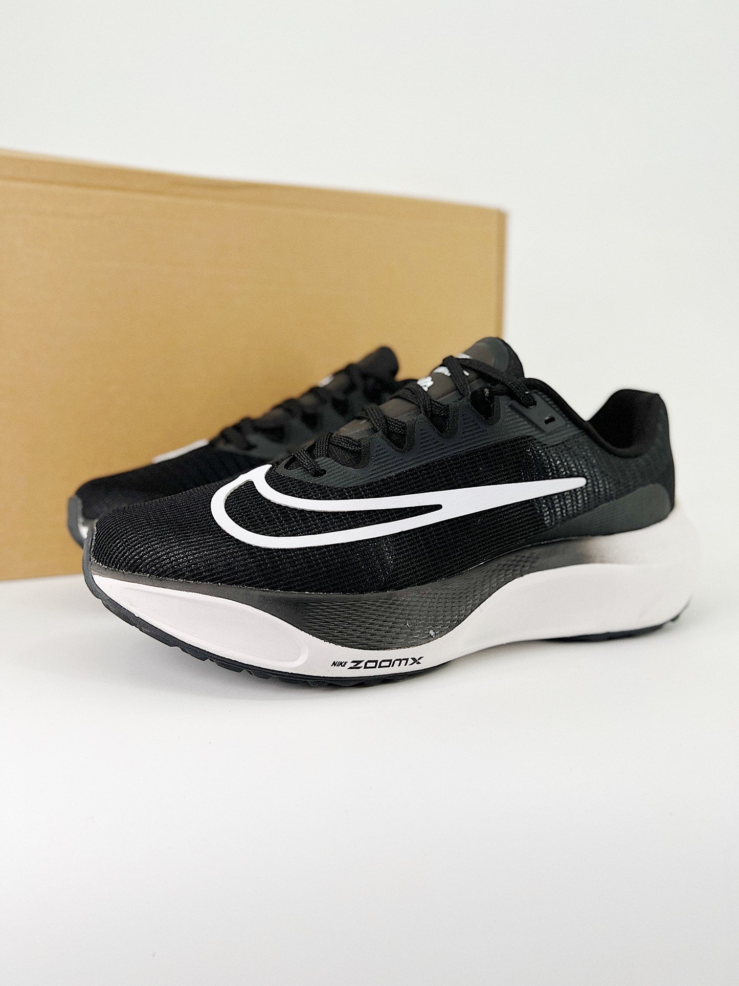 Tênis Nike Zoom Fly 5