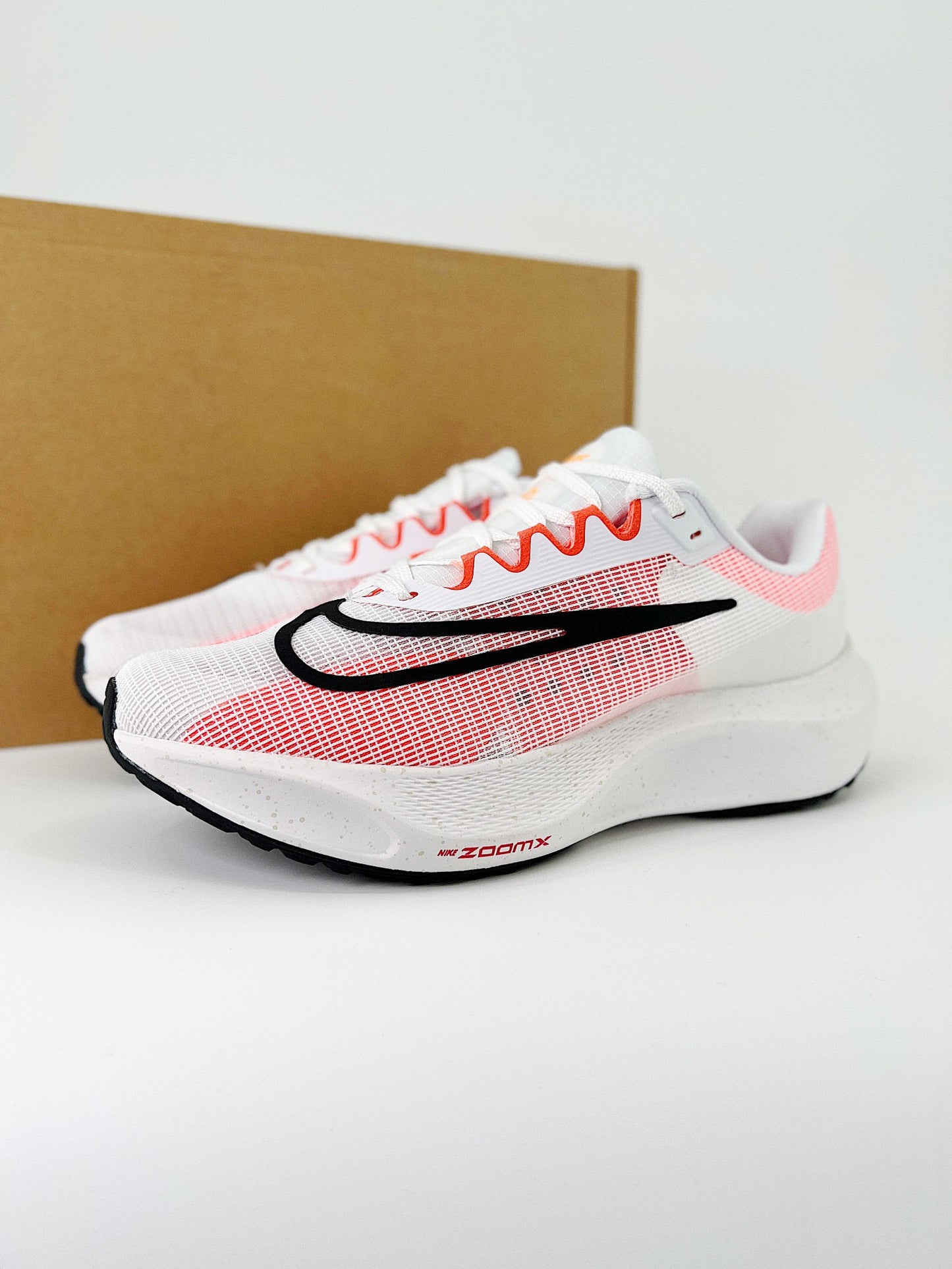 Tênis Nike Zoom Fly 5