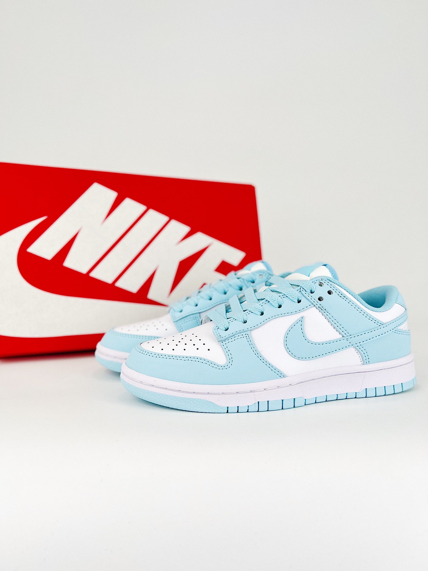 Nike Dunk Low Glacier Blue
