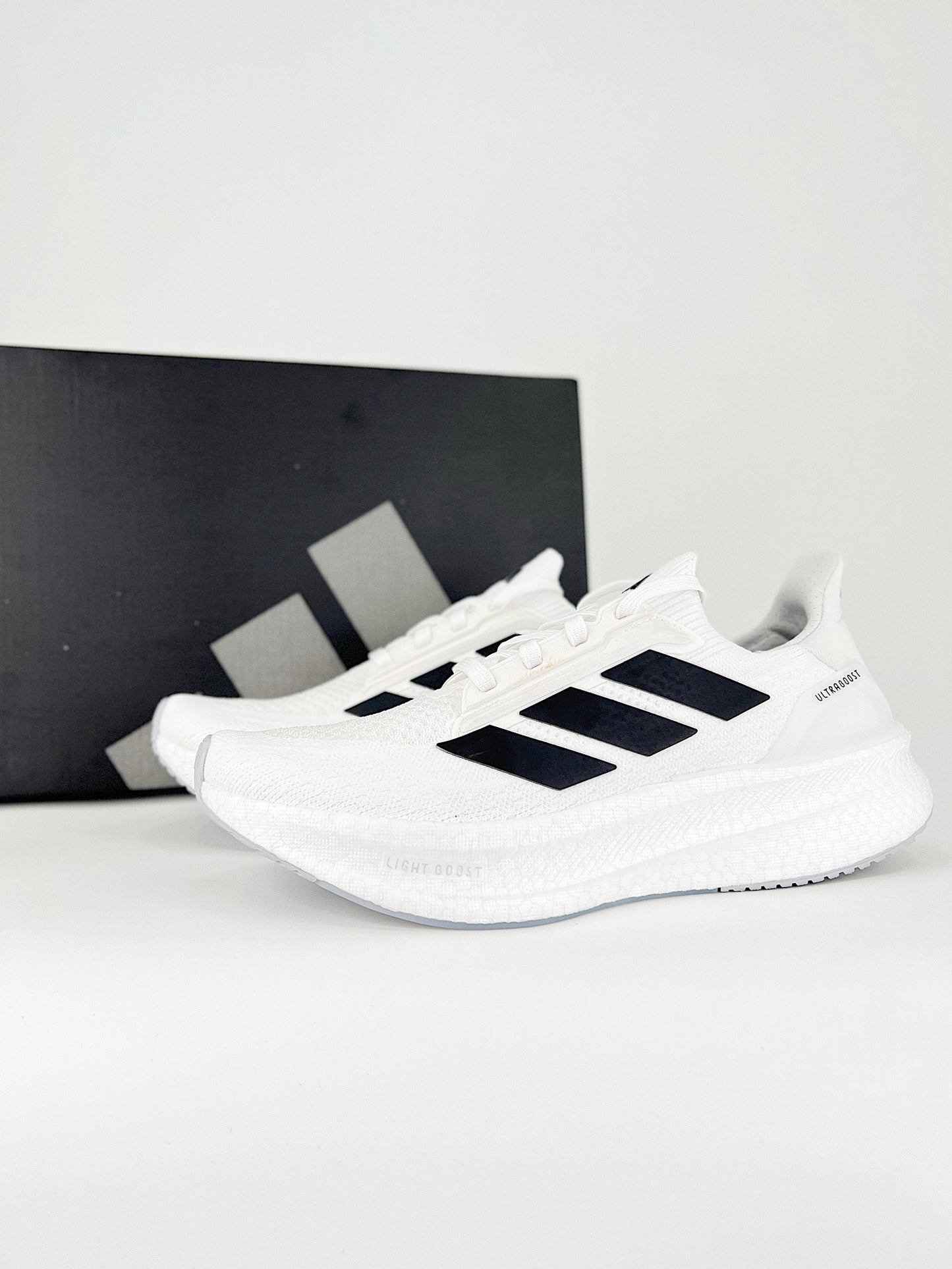 Tênis Adidas Ultraboost 5x