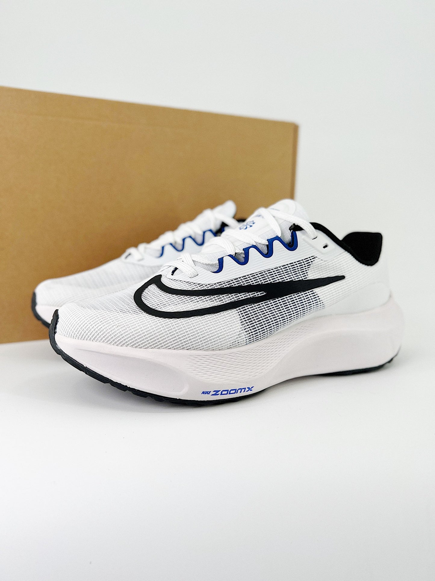 Tênis Nike Zoom Fly 5