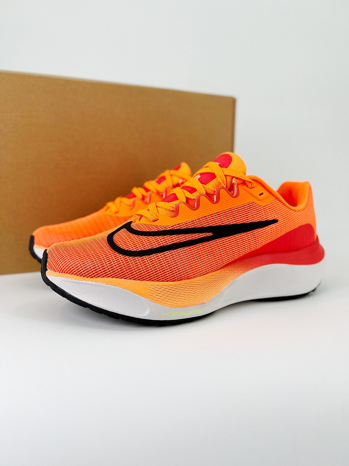 Tênis Nike Zoom Fly 5