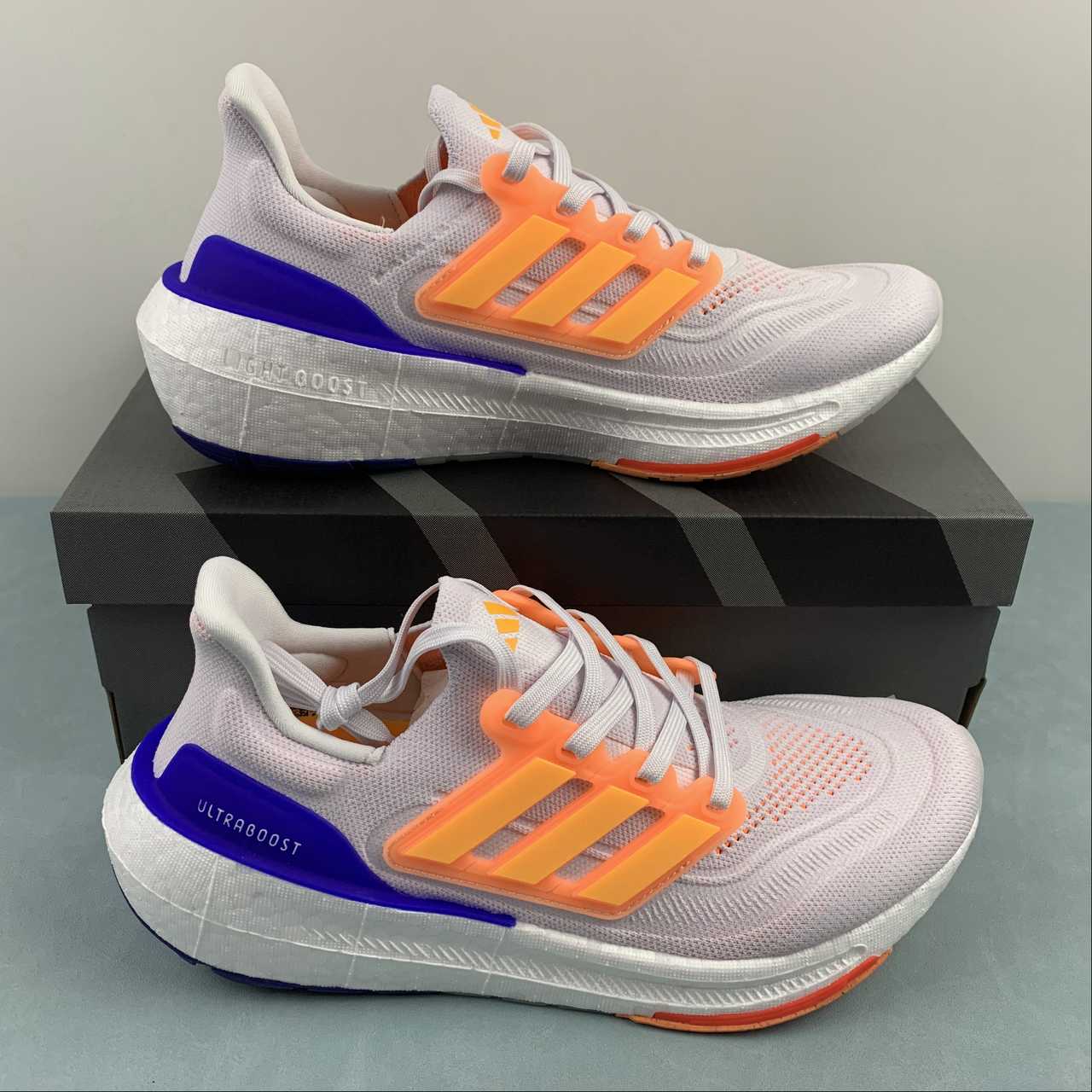 Tênis Adidas UltraBoost Light 23