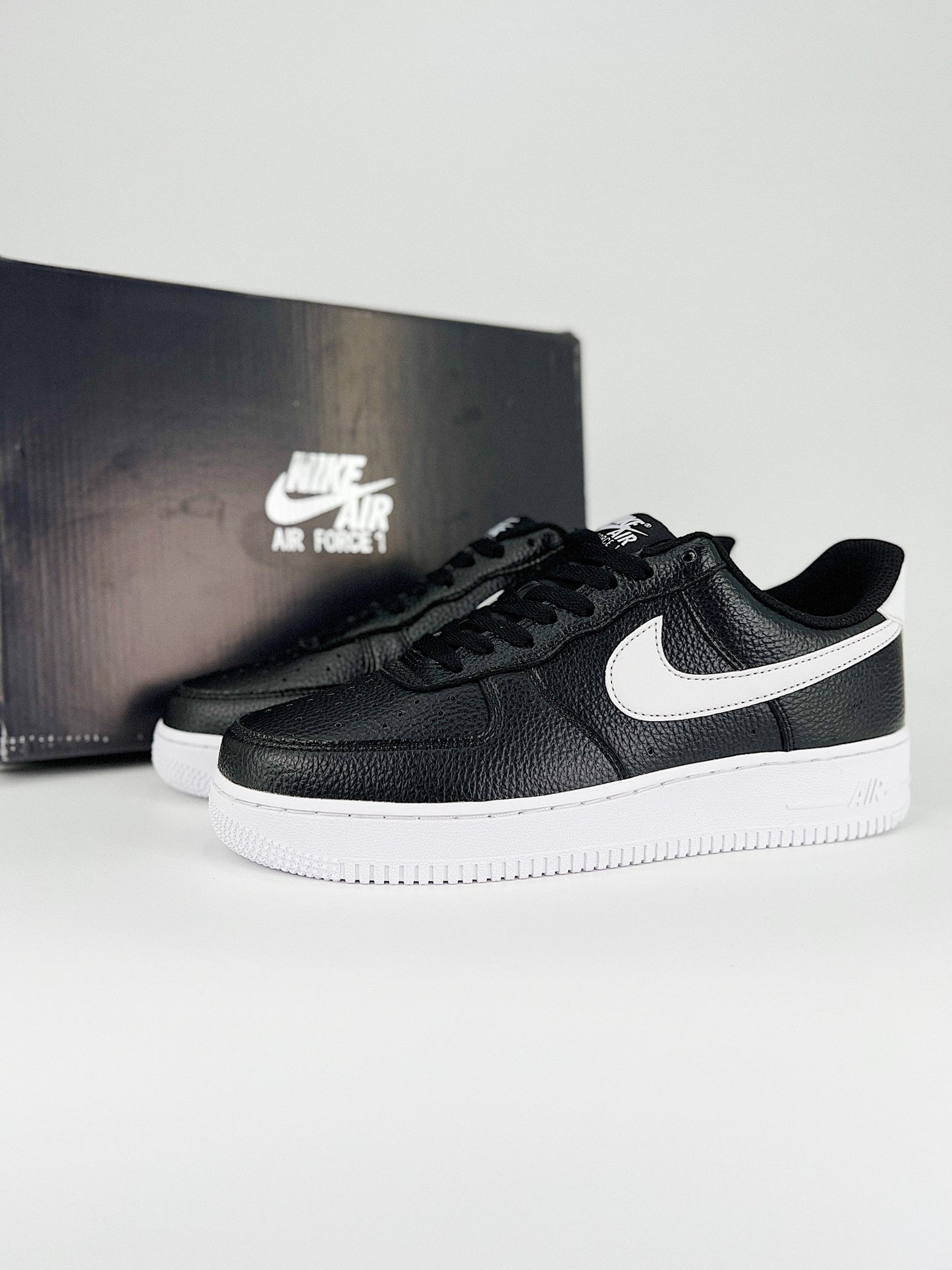 Nike Air Force 1 Low Black White