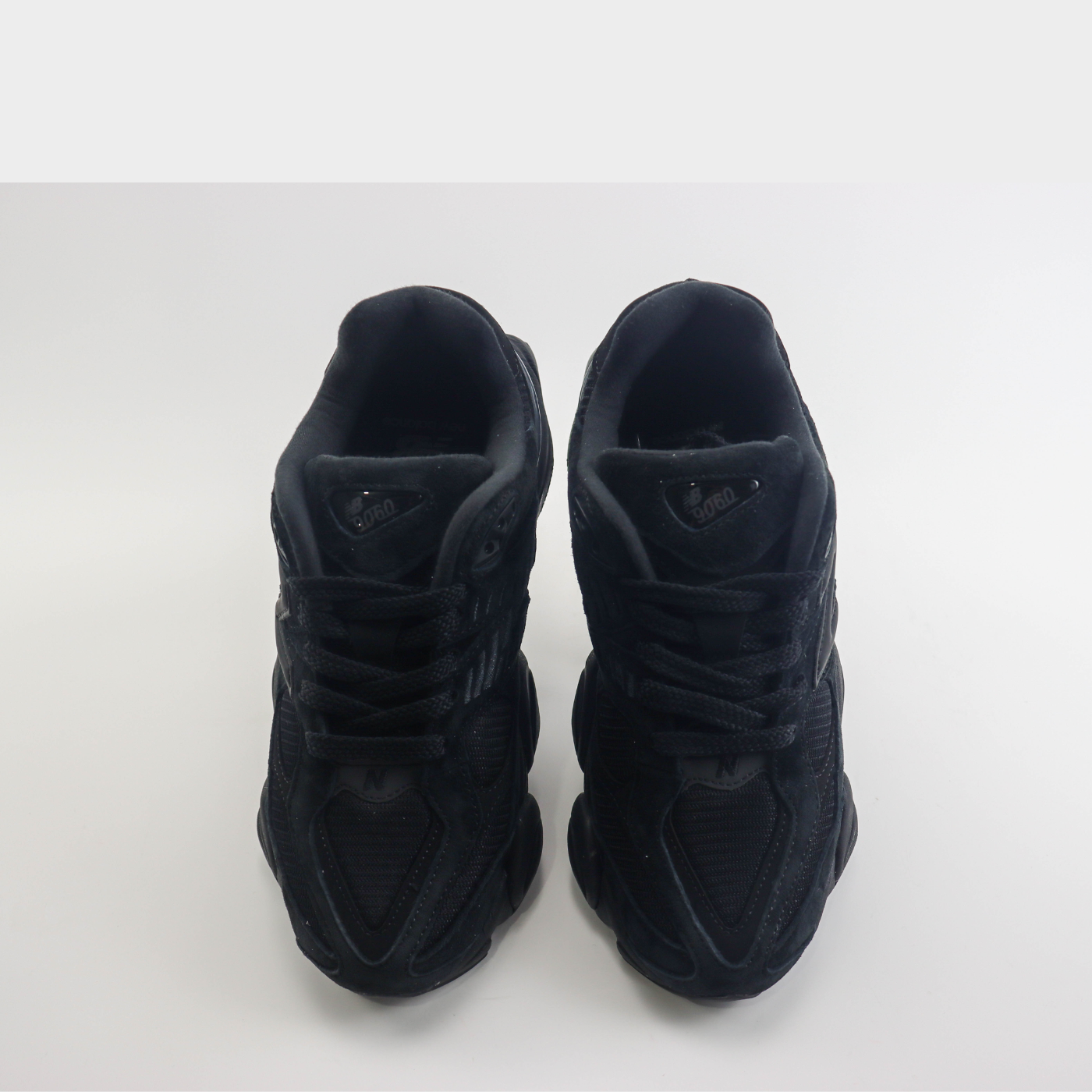 New Balance 9060 Triple Black