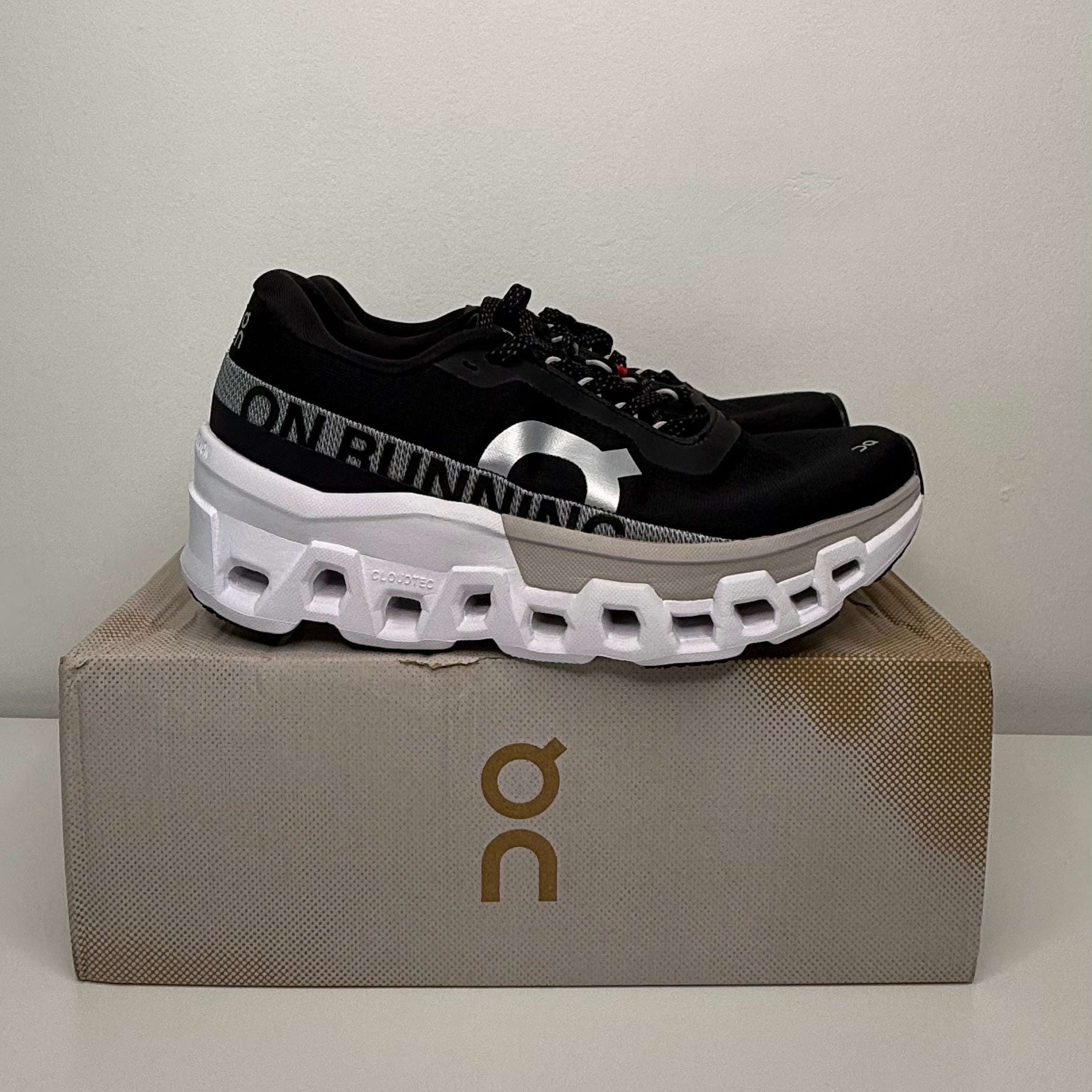 On Running Cloudmonster 2 Black Frost - PRONTA ENTREGA