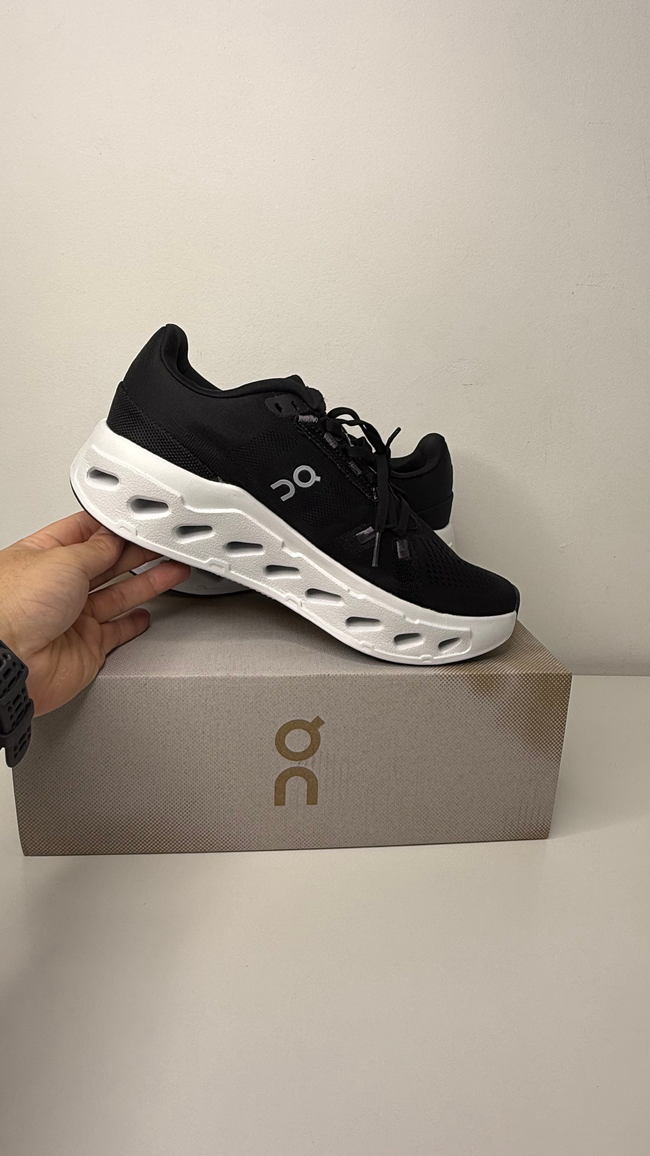 On Running Cloudeclipse Black White - PRONTA ENTREGA