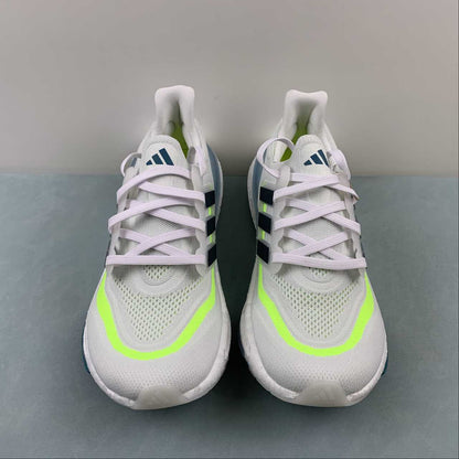 Tênis Adidas UltraBoost Light 23