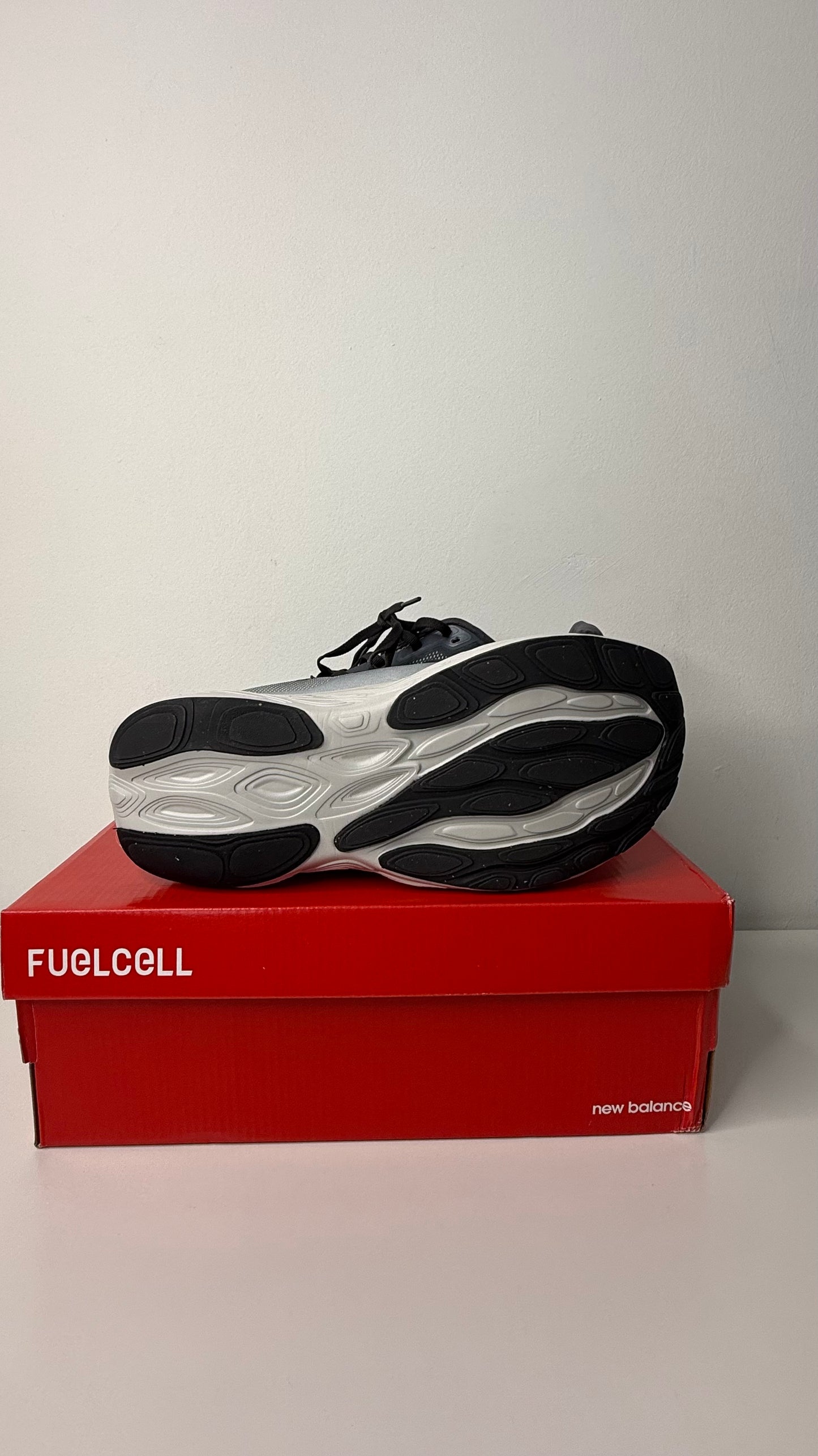 Tênis New Balance Fresh Foam X 1080 V14 - PRONTA ENTREGA