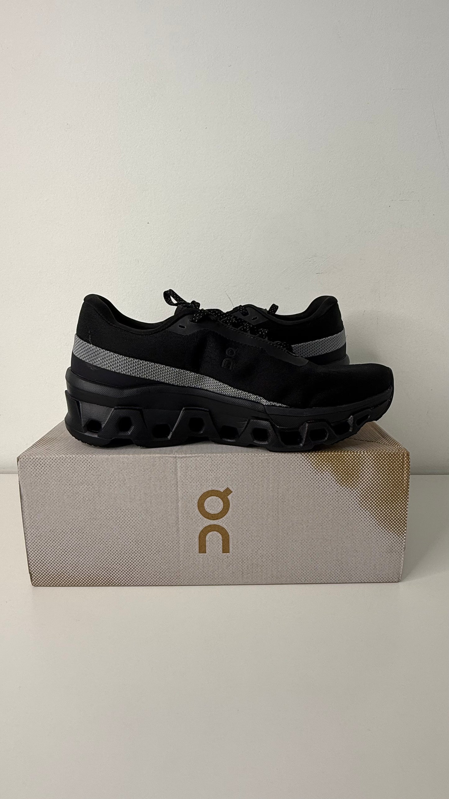 Tênis On Running Cloudmonster 2 - PRONTA ENTREGA