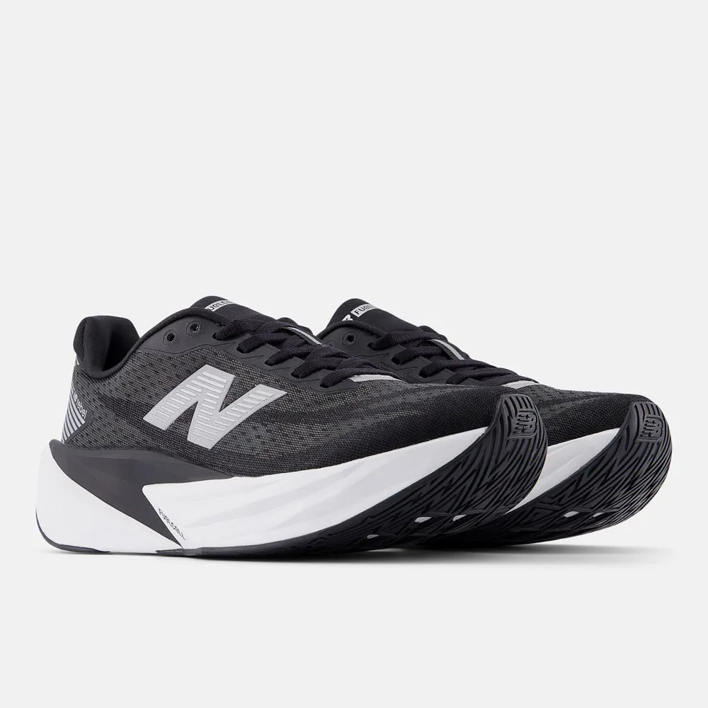 Tênis New Balance Fuelcell Rebel V5