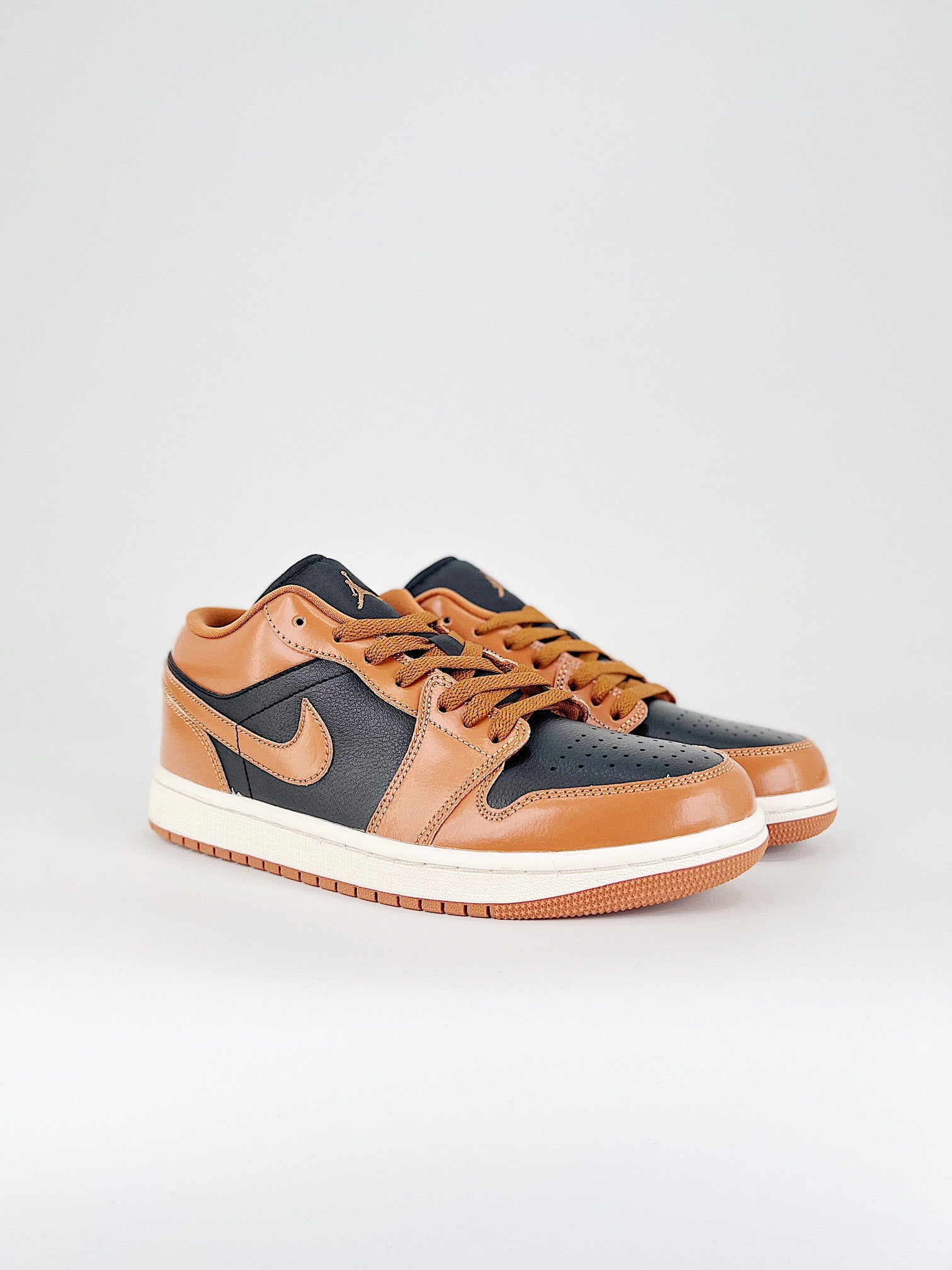 Air Jordan 1 Low Archaeo Brown