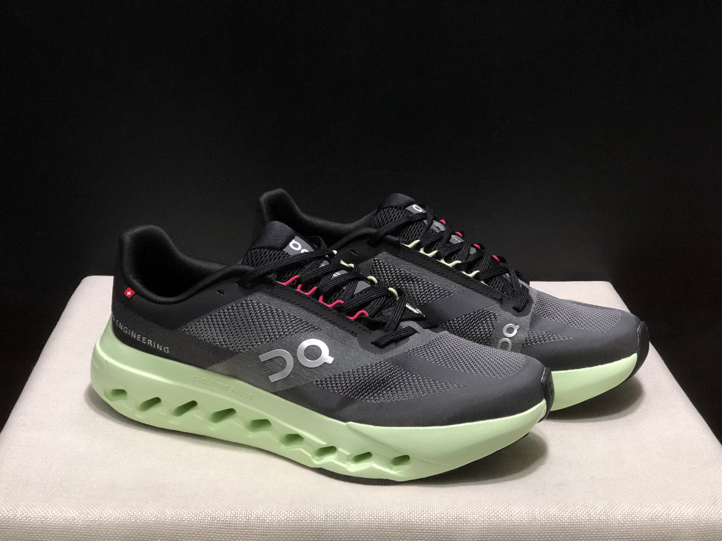 Tênis On Running Cloudsurfer Next