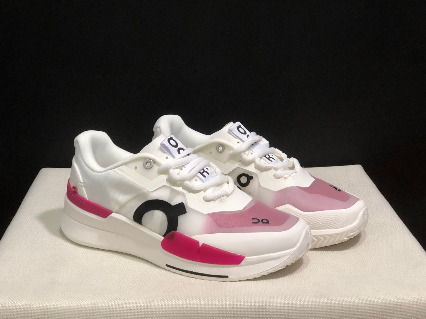 Tênis On The Roger Pro 2