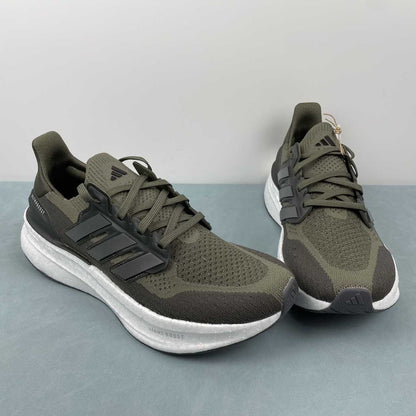 Tênis Adidas Ultraboost 5