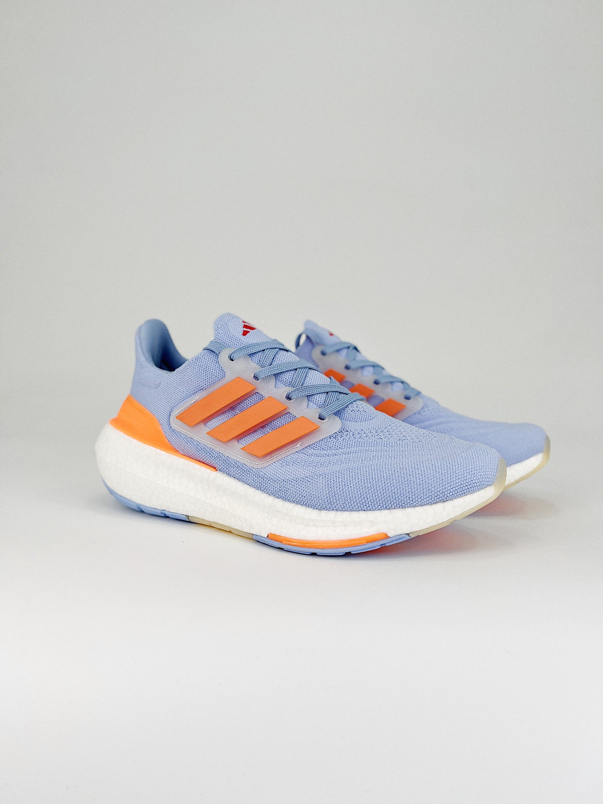 Tênis Adidas UltraBoost Light 23
