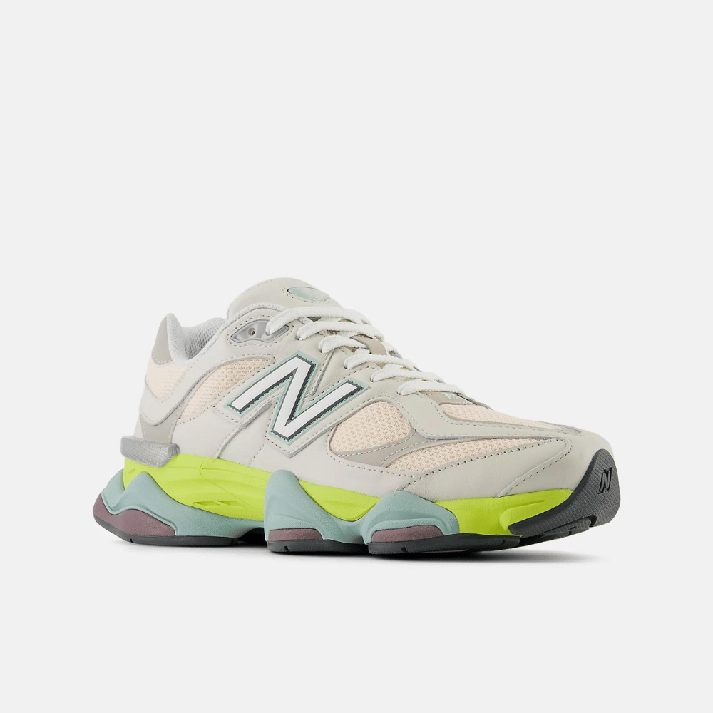 New Balance 9060 Moonbeam Vintage Rose Moonrock