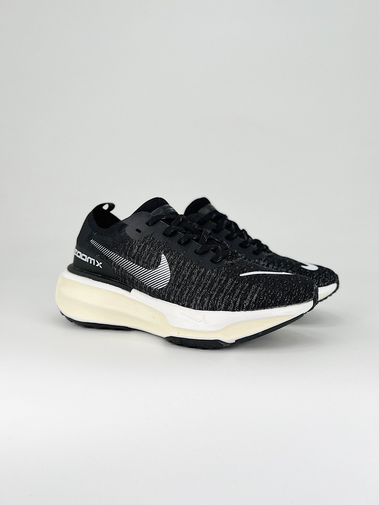 Tênis Nike Invincible 3