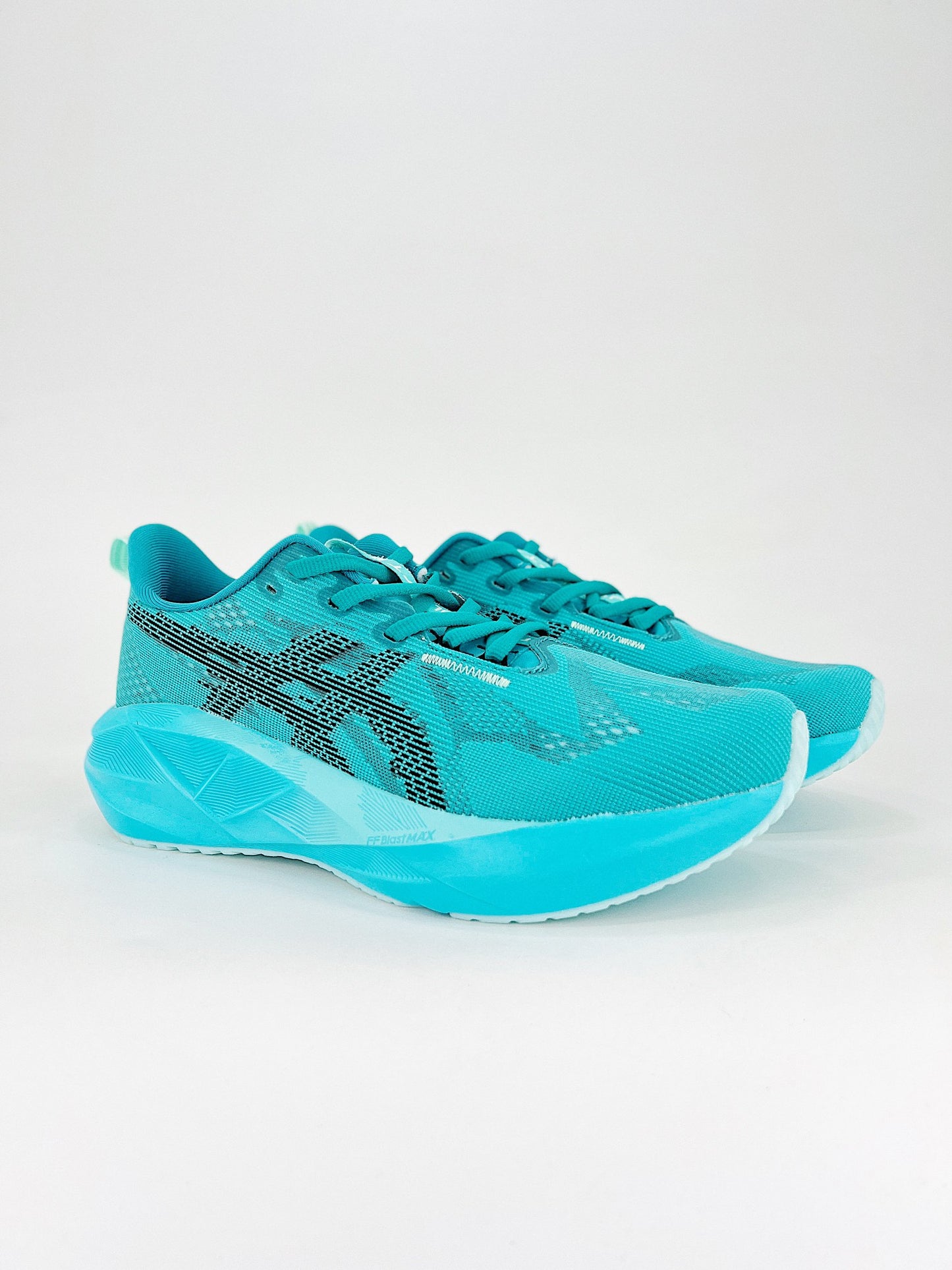 Tênis Asics Novablast 5