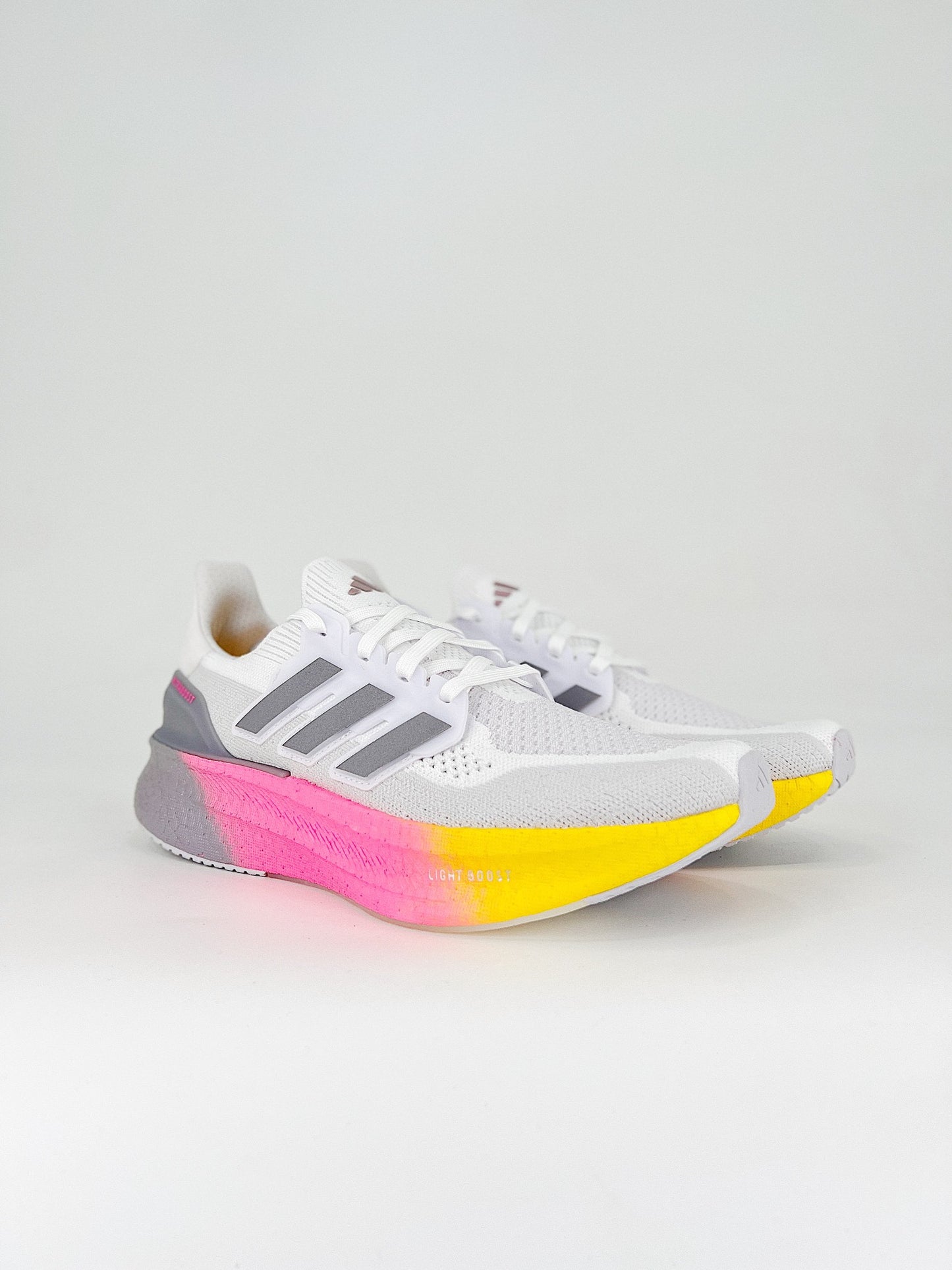 Tênis Adidas Ultraboost 5