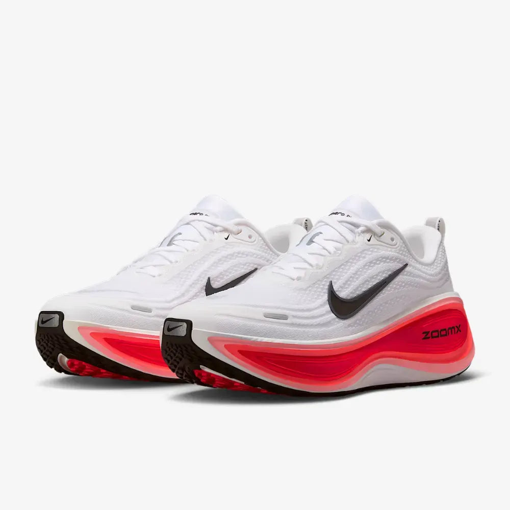 Tênis Nike Vomero Plus White Bright Crimson Metallic Silver Black
