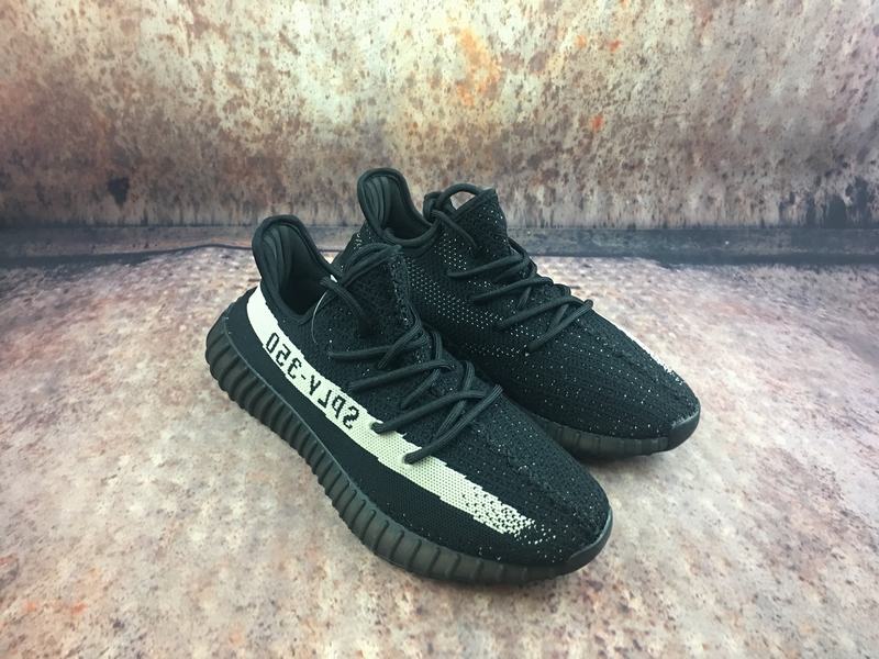 Adidas Yeezy Boost 350 V2 Oreo