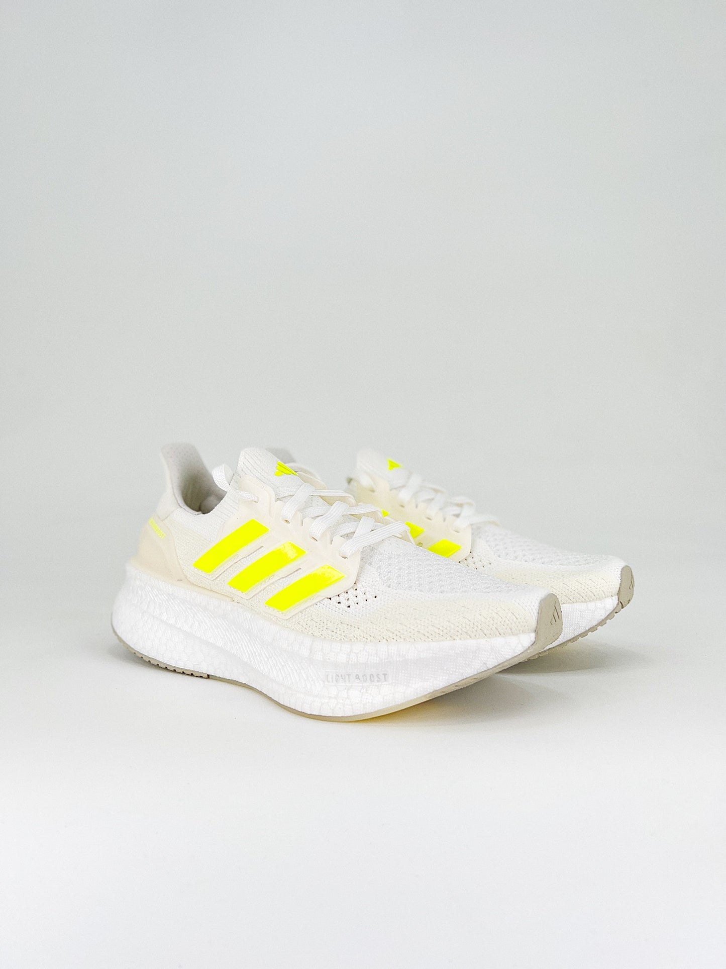 Tênis Adidas Ultraboost 5