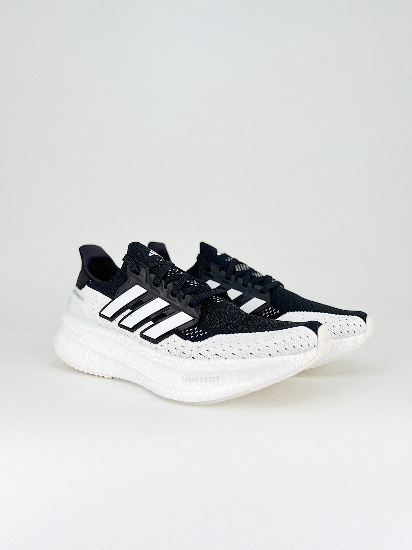 Tênis Adidas Ultraboost 5