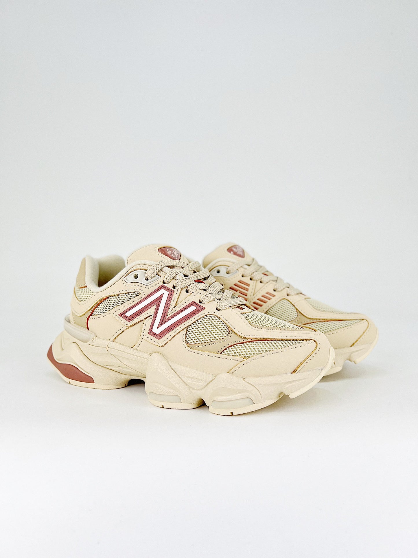 New Balance 9060 Bone Sparrow