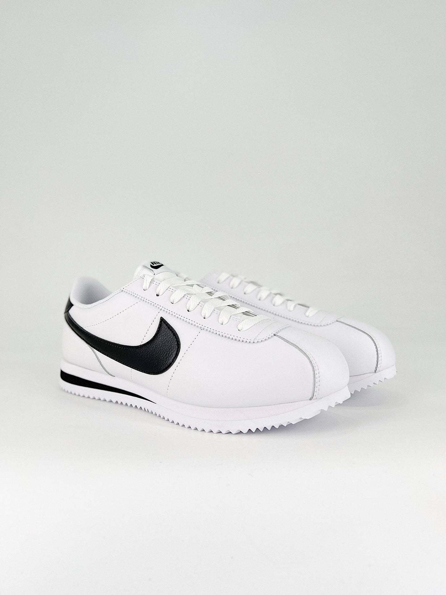 Nike Cortez White Black