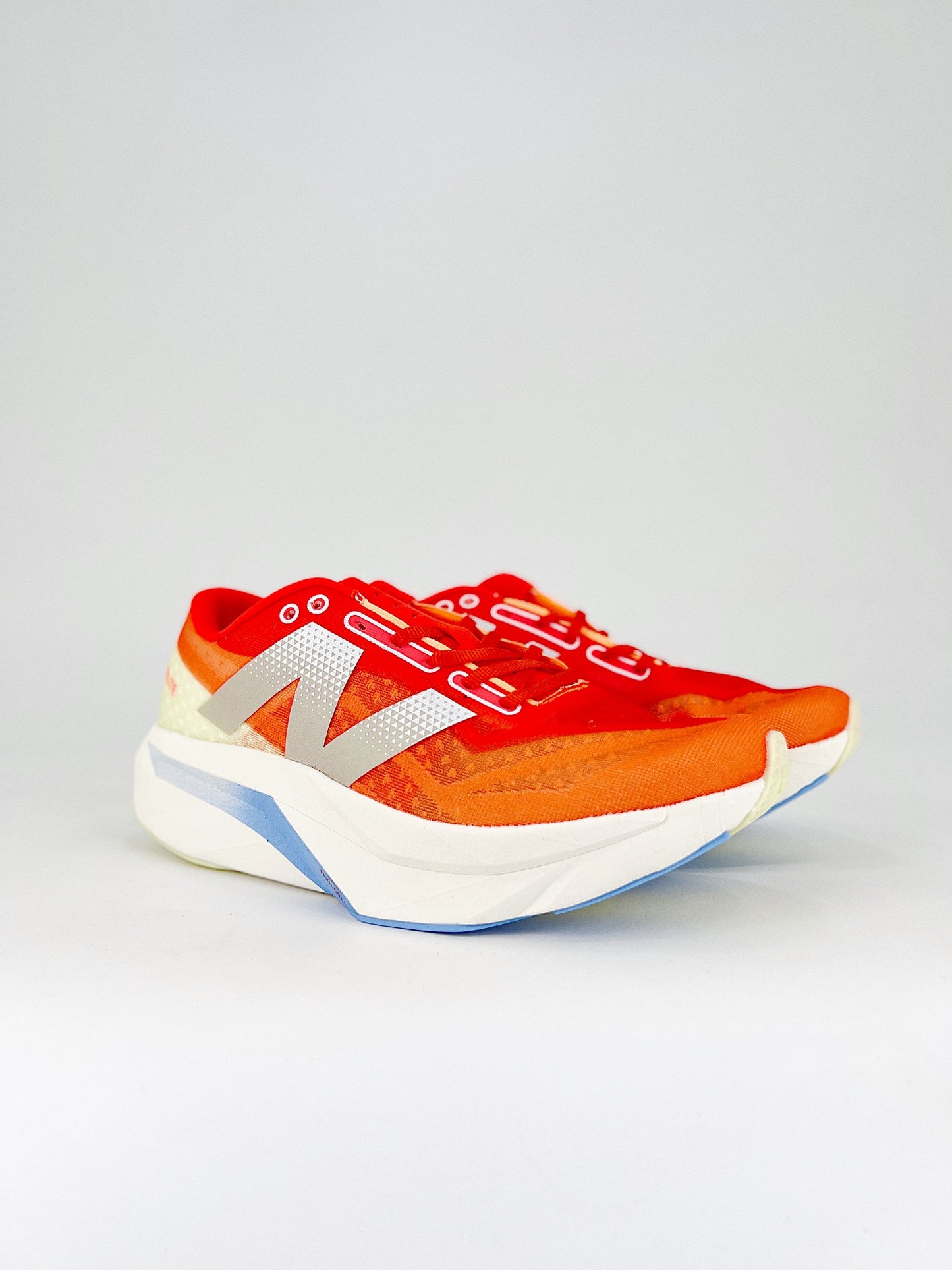 Tênis New Balance Fuelcell Supercomp Elite V4