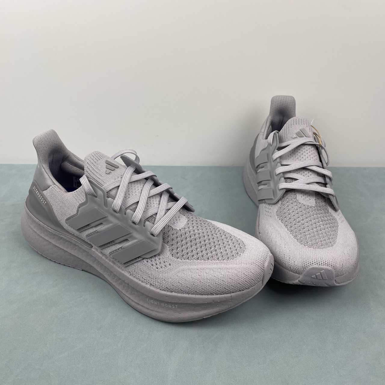 Tênis Adidas Ultraboost 5