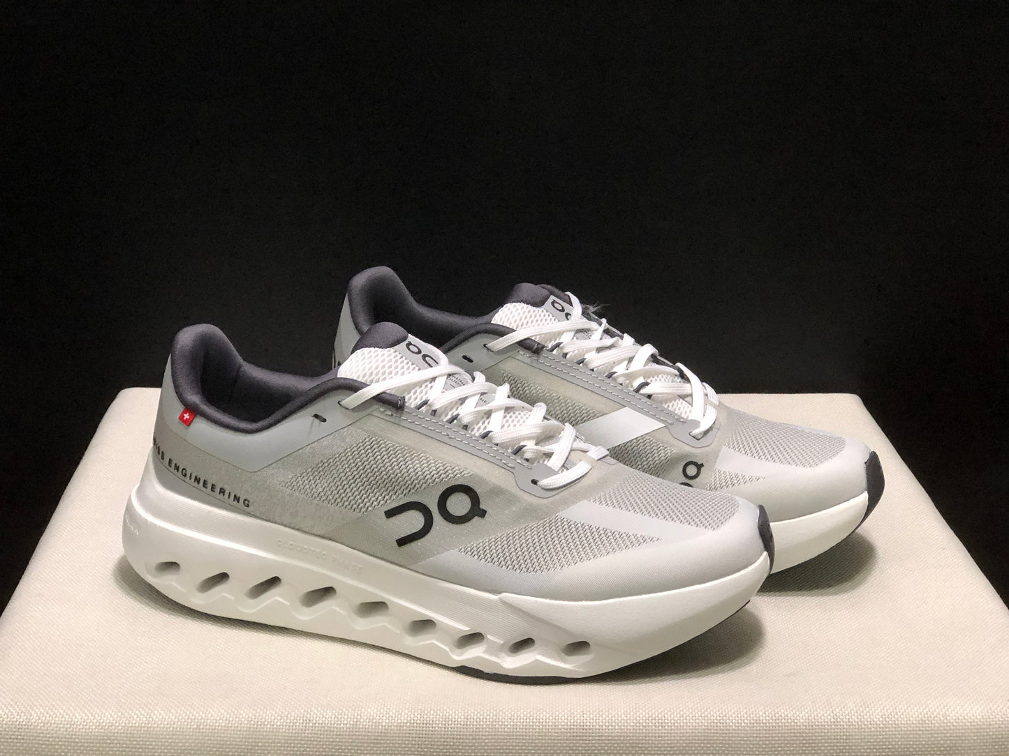 Tênis On Running Cloudsurfer Next