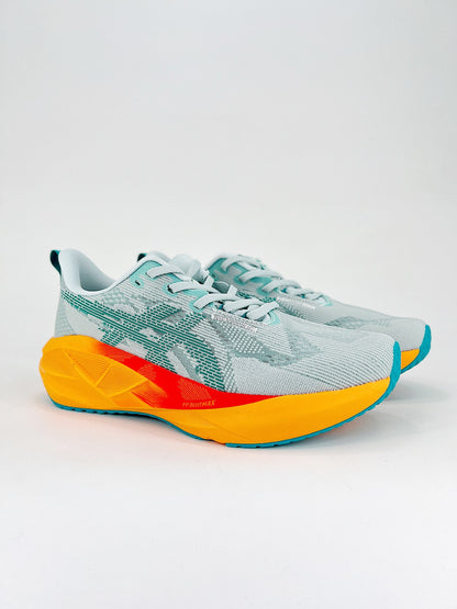 Tênis Asics Novablast 5