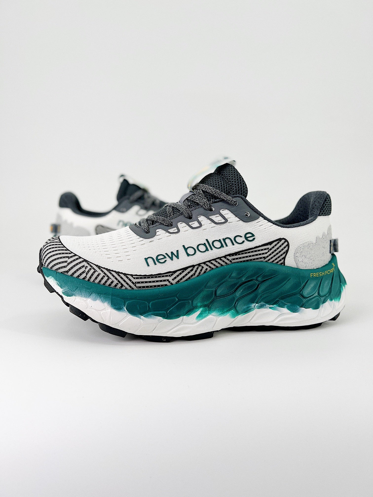 Tênis New Balance Fresh Foam X Trail More V3