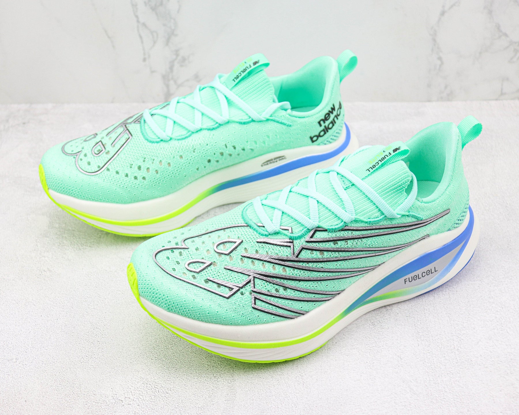 Tênis New Balance Fuelcell Supercomp Elite V3