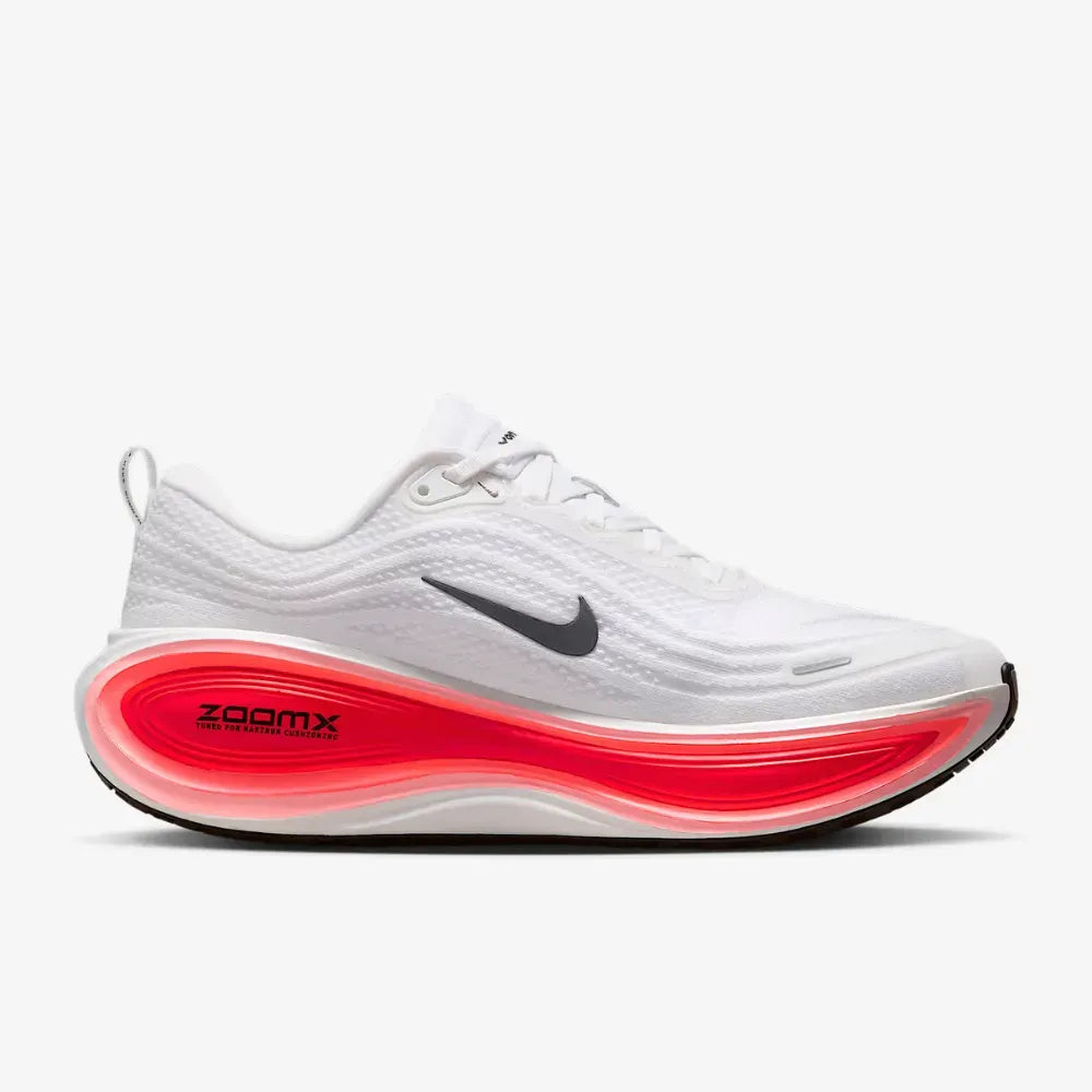 Tênis Nike Vomero Plus White Bright Crimson Metallic Silver Black