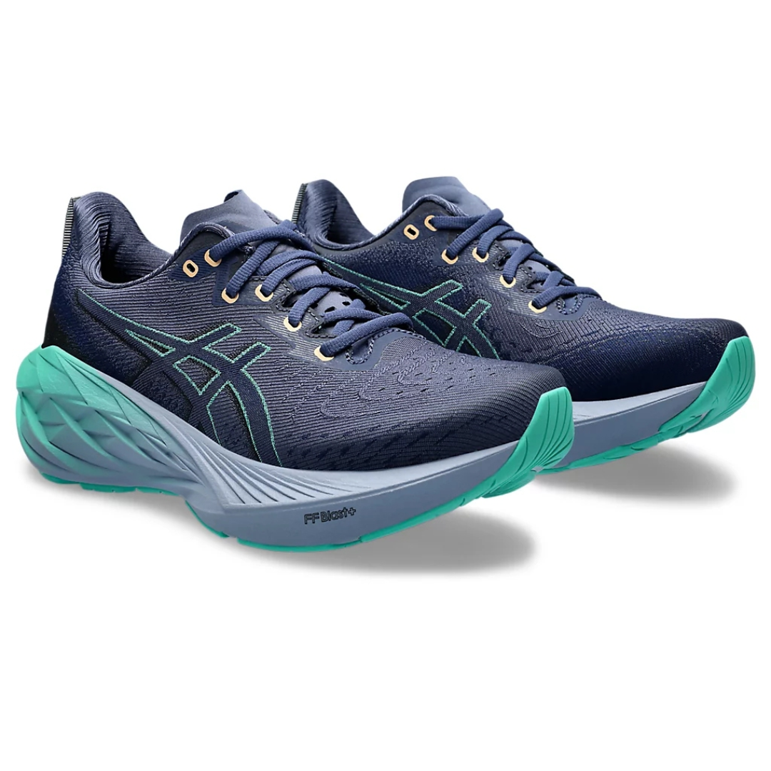 Tênis Asics Novablast 4