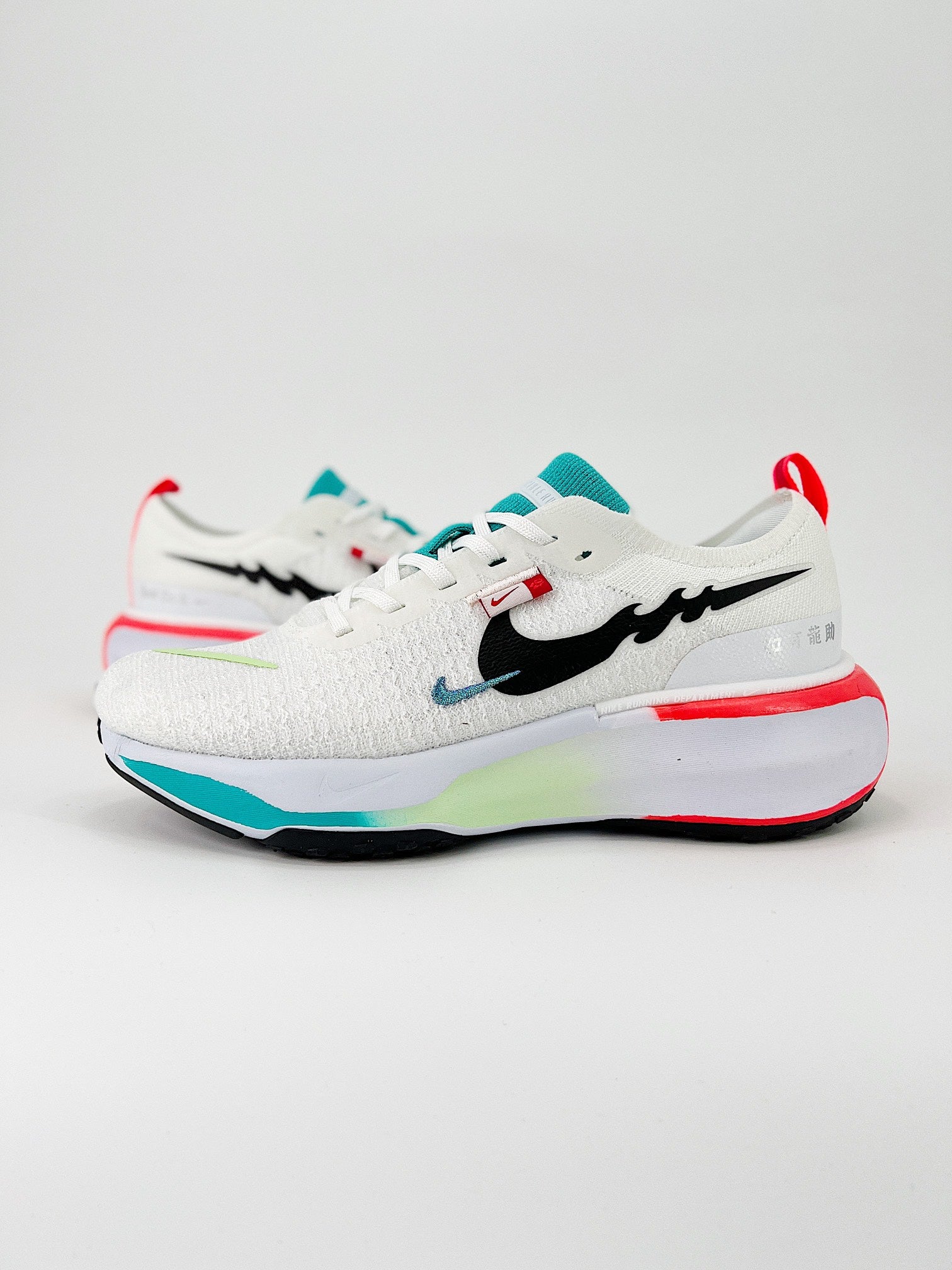 Tênis Nike Invincible 3