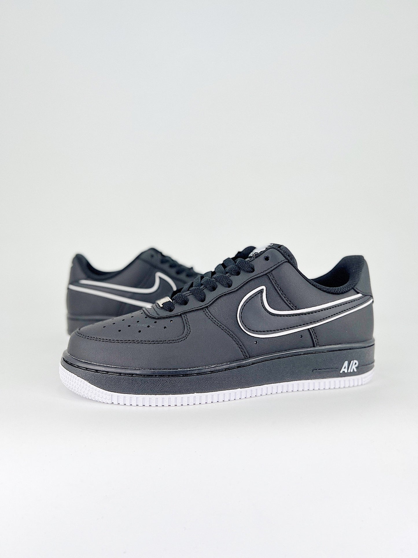 Nike Air Force 1 Low Black White