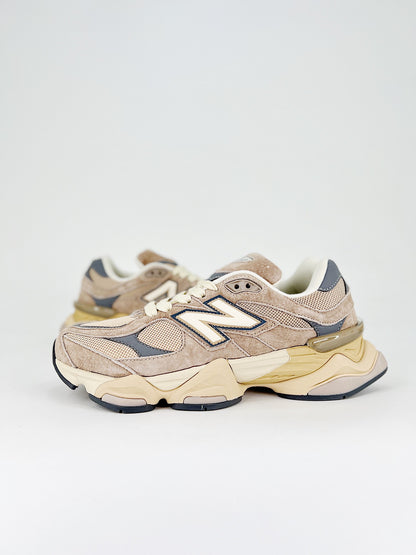 New Balance 9060 Driftwood Castlerock