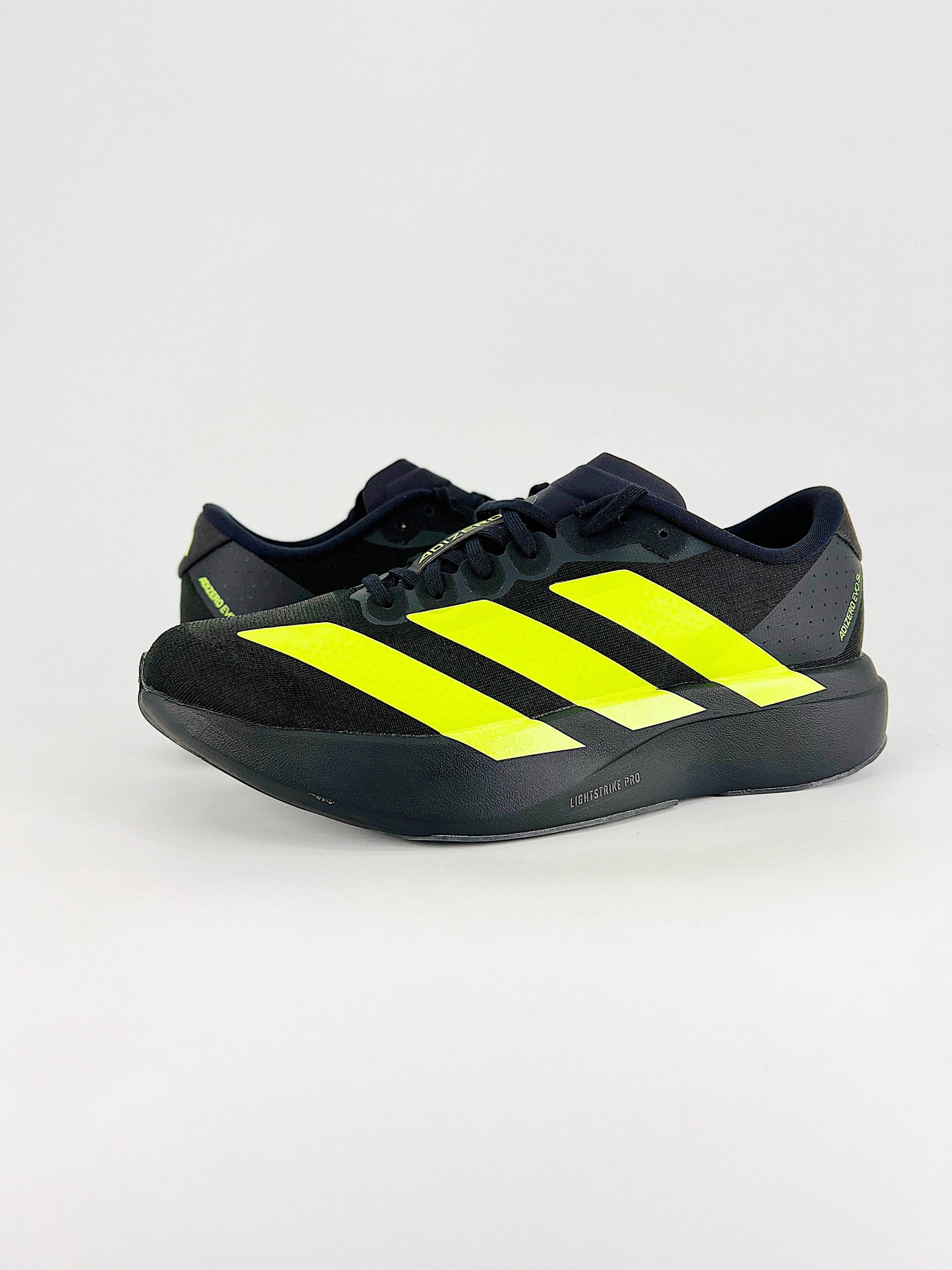 Tênis Adizero EVO SL